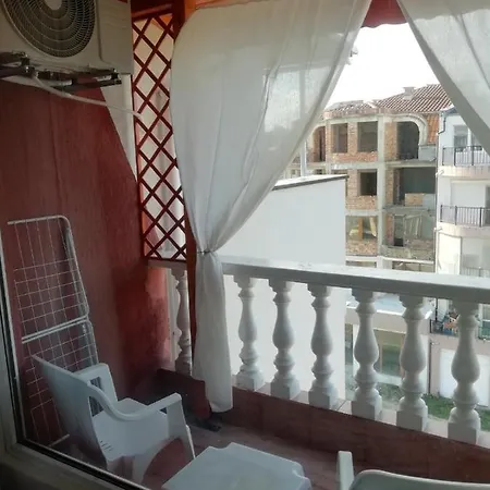 Gues House Ceco * Nesebyr