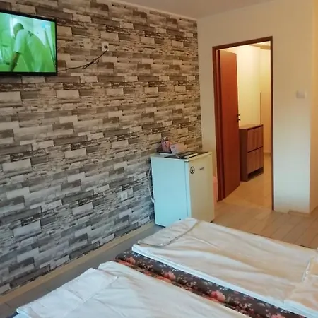 Pensjonat Gues House Ceco *
